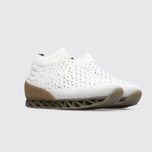 Camper Lab x Willhem together collab Himilayan low textured sock sneaker w/ fur - Picture 9 of 9